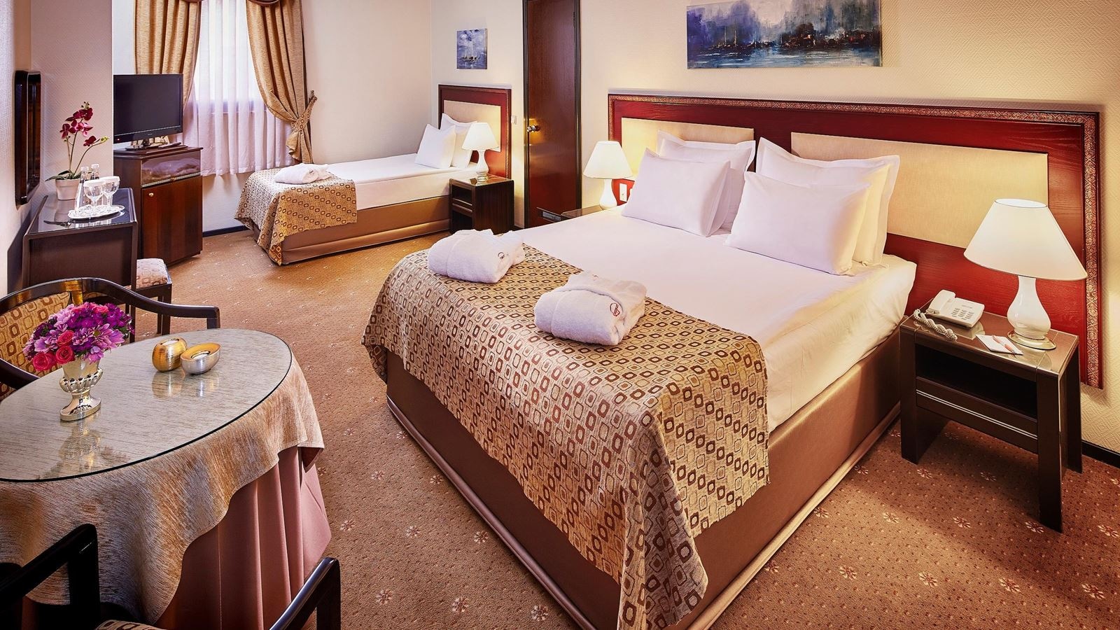 rooms-triple-standard