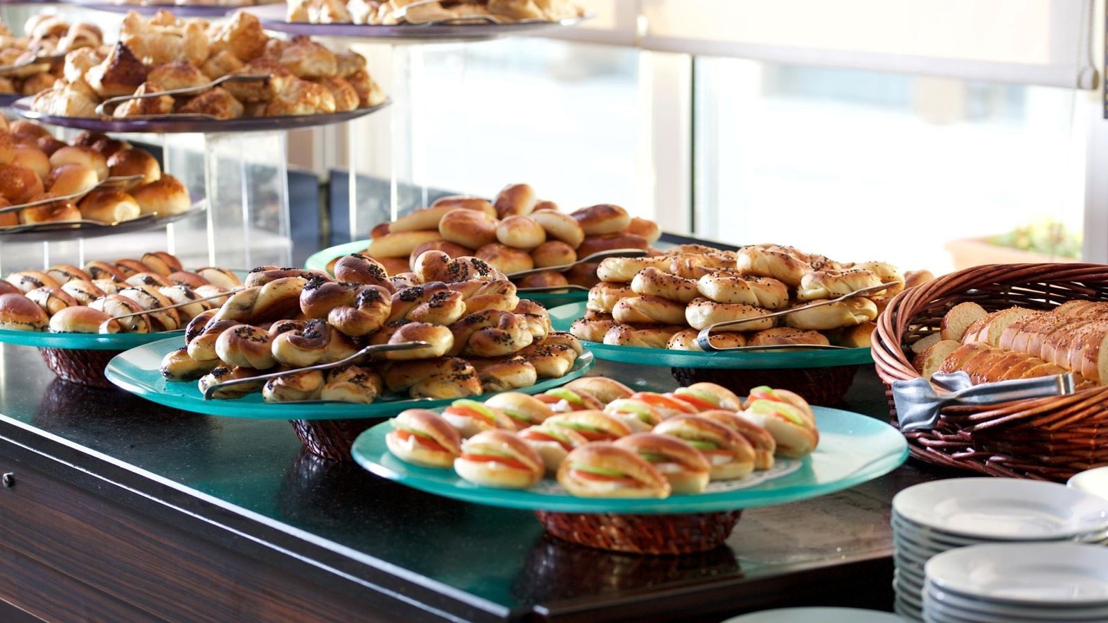 restaurants-restaurants