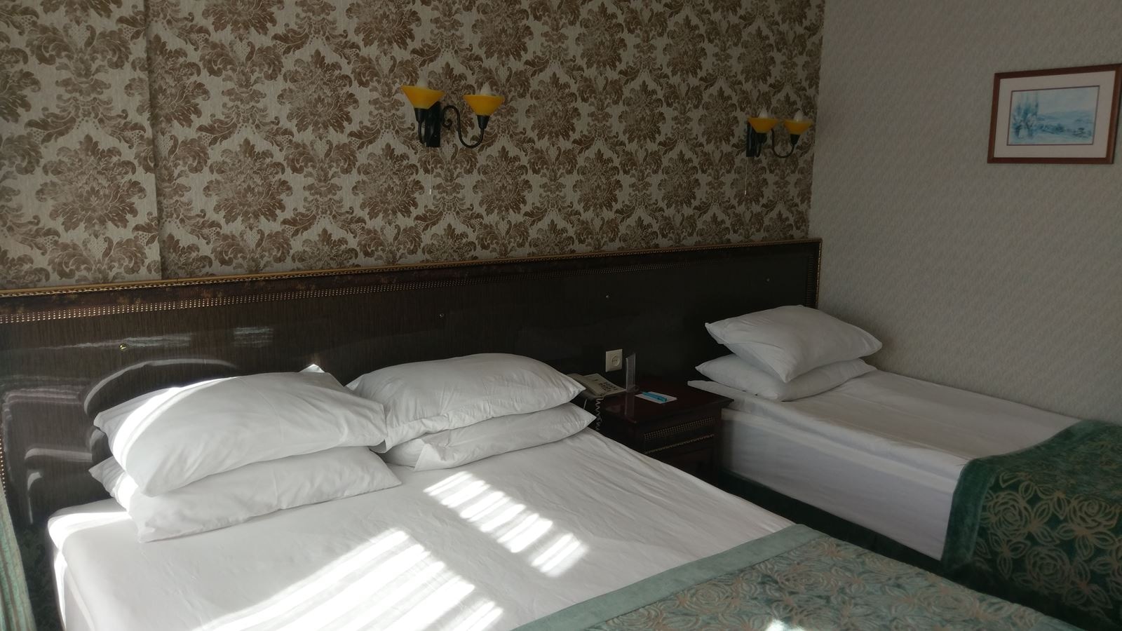 rooms-family-room-standard