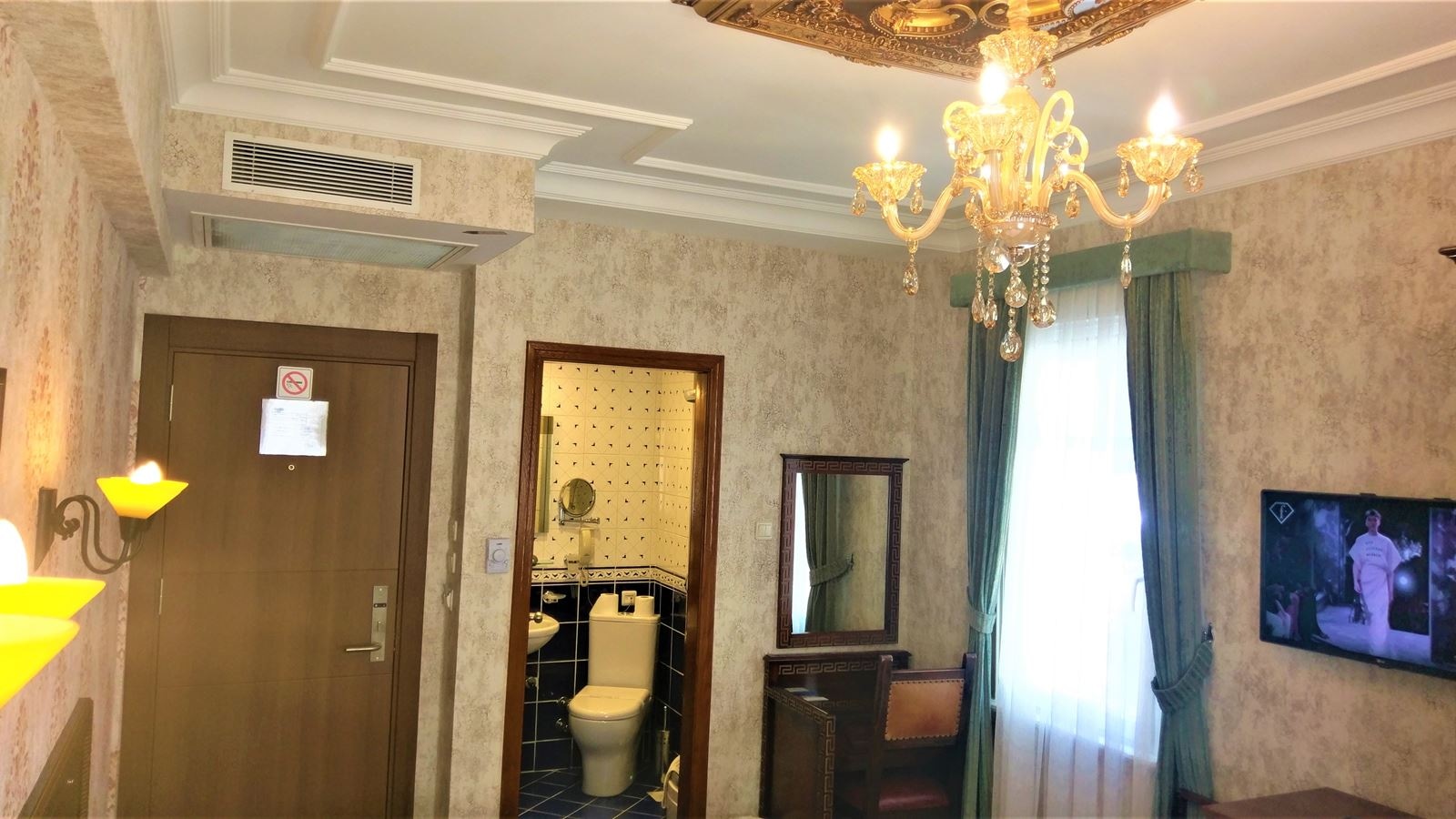 rooms-family-room-superior