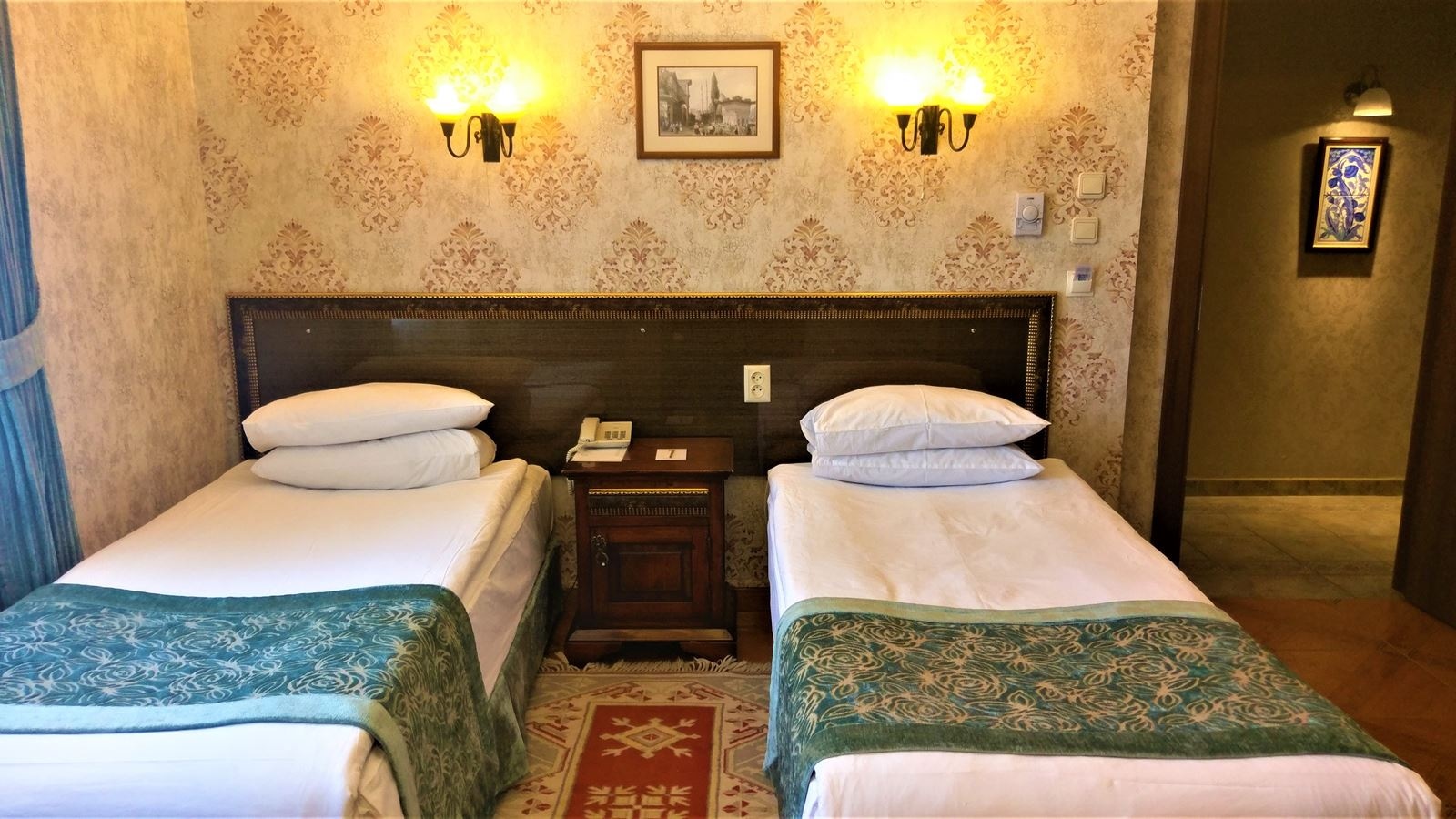 rooms-double-or-twin-deluxe