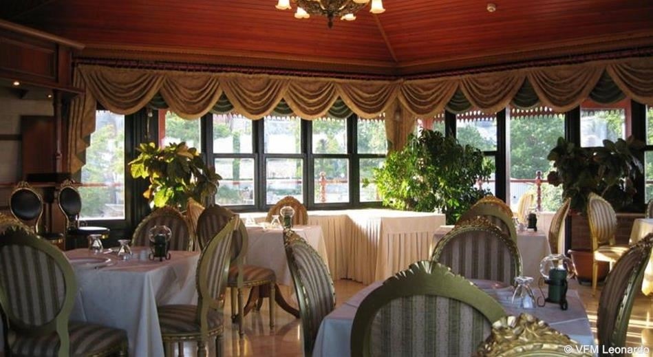 restaurants-restaurants