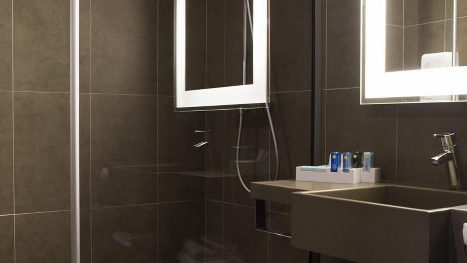 rooms-room-superior-sea-view