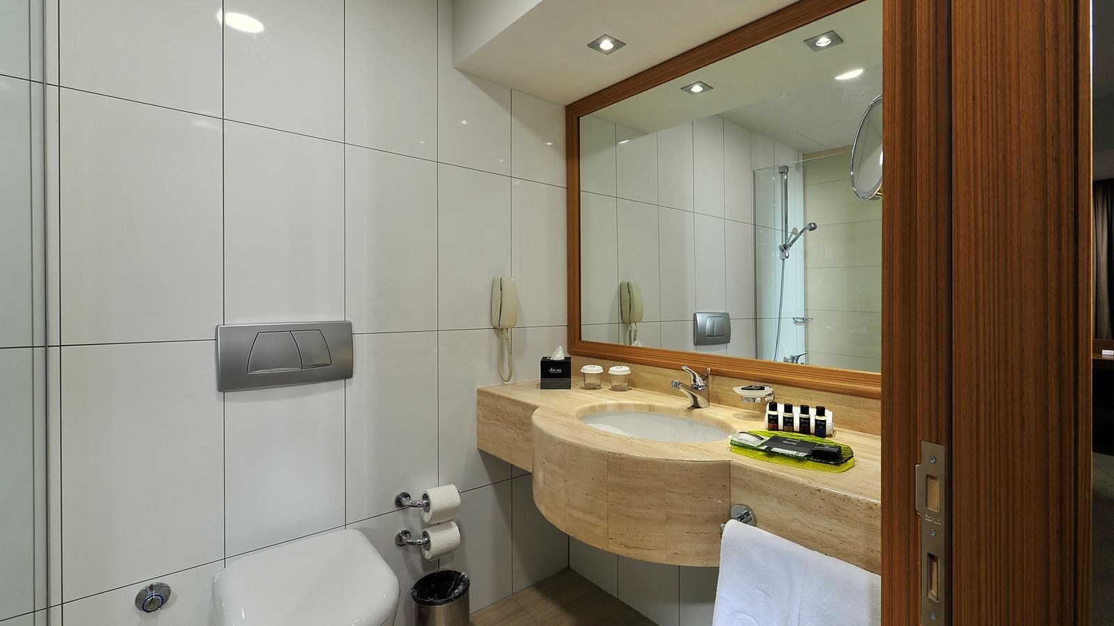 rooms-double-standard