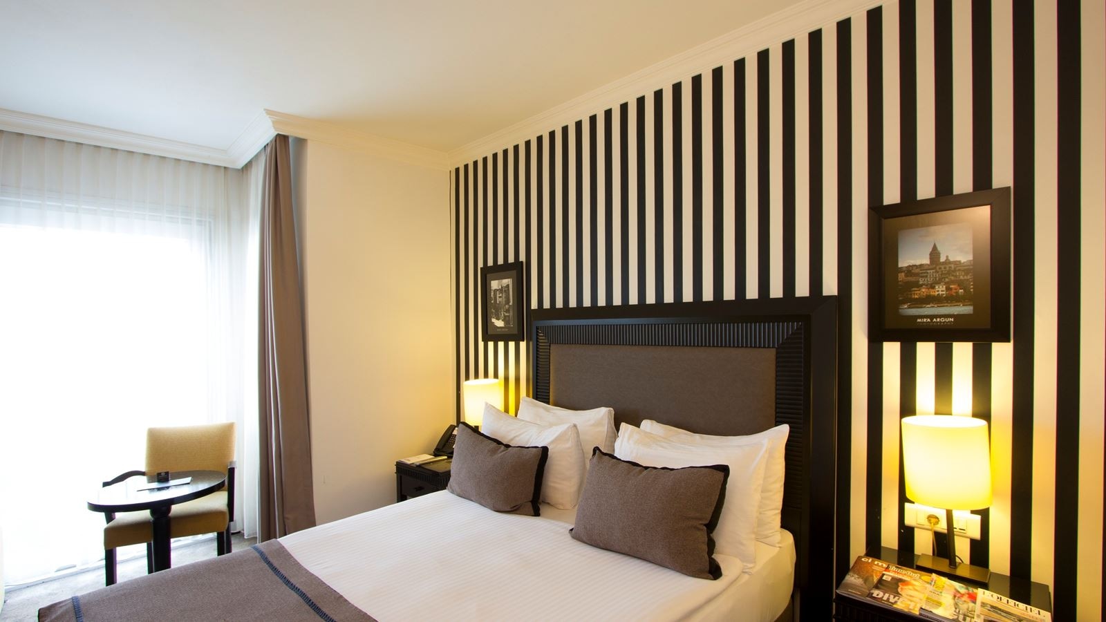 rooms-room-connecting-room