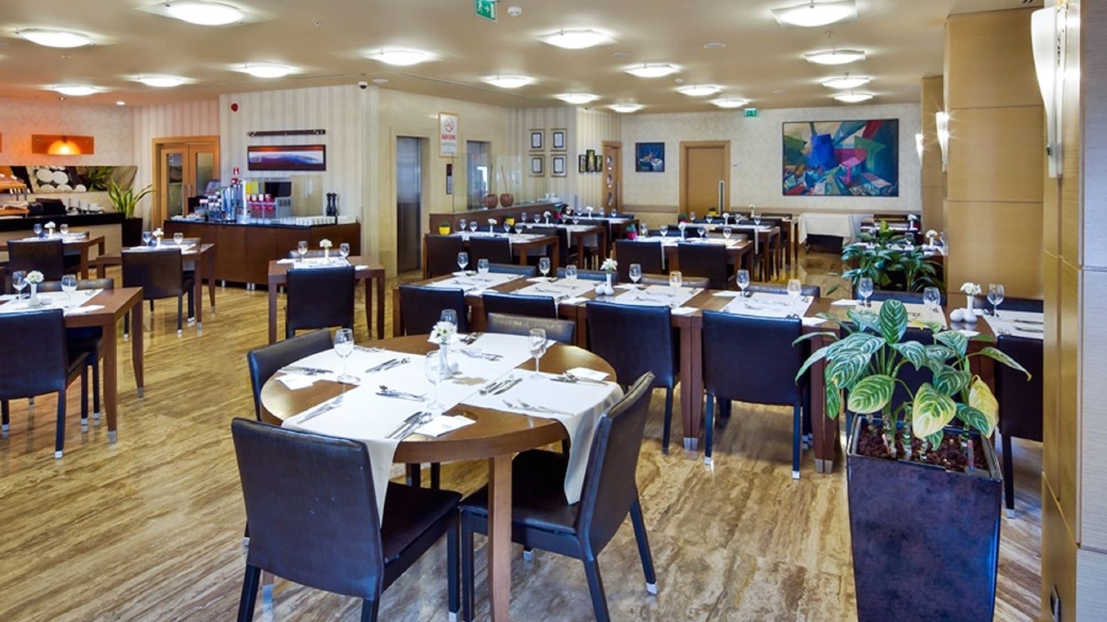 restaurants-restaurants