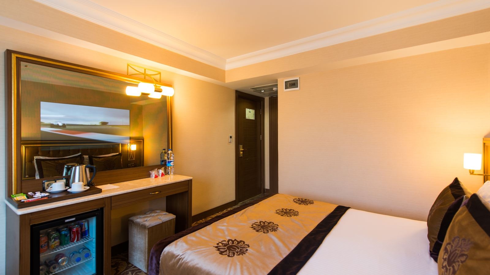 rooms-family-room-standard