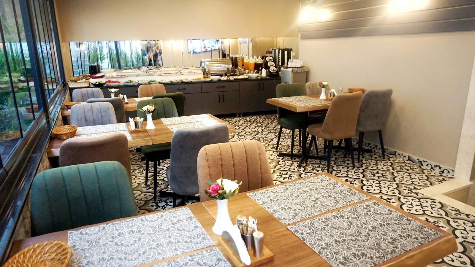 restaurants-restaurants