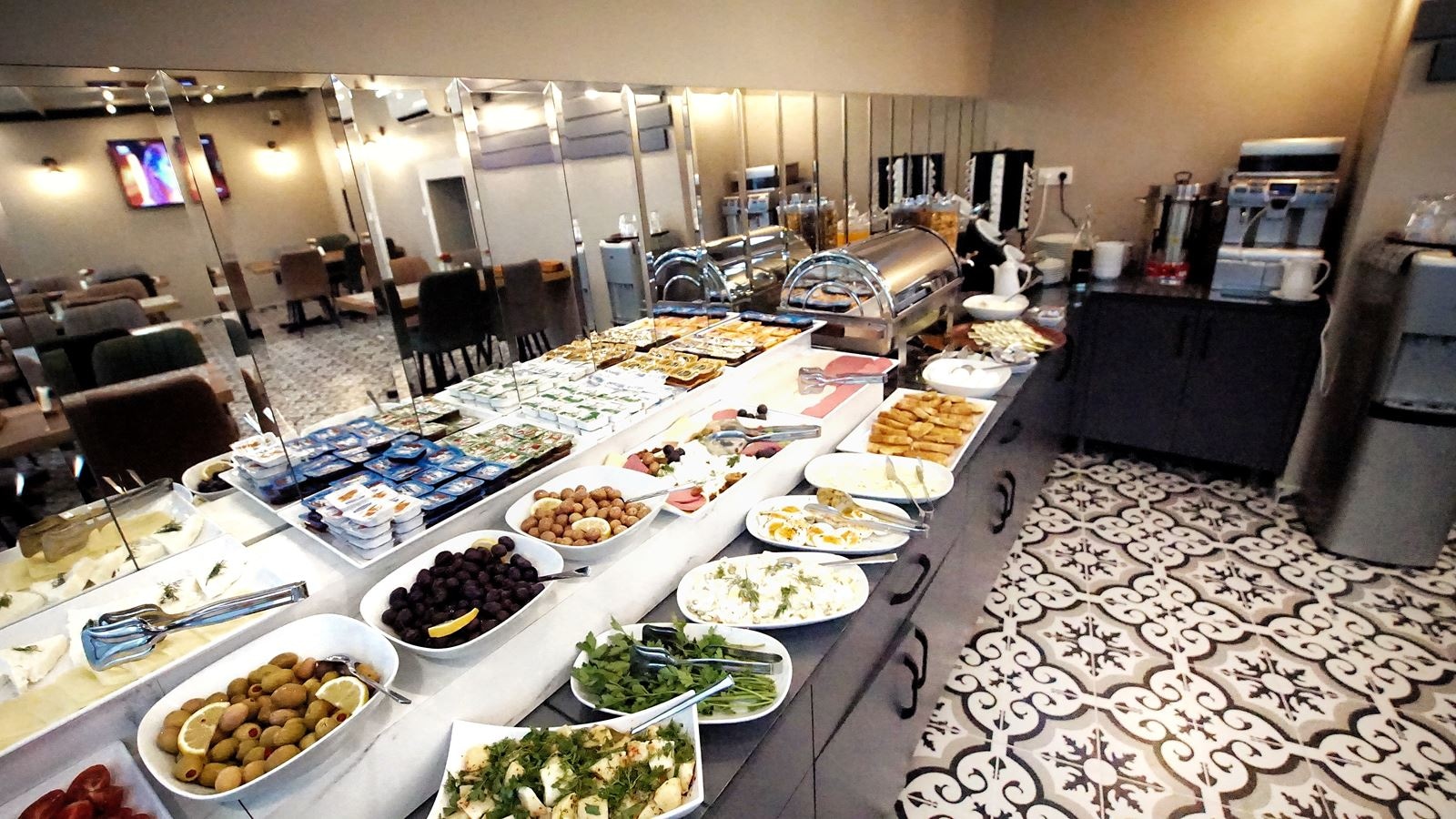 restaurants-restaurants