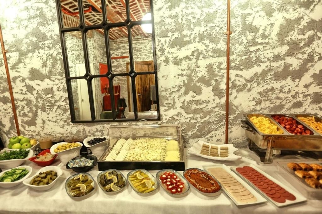 restaurants-restaurants