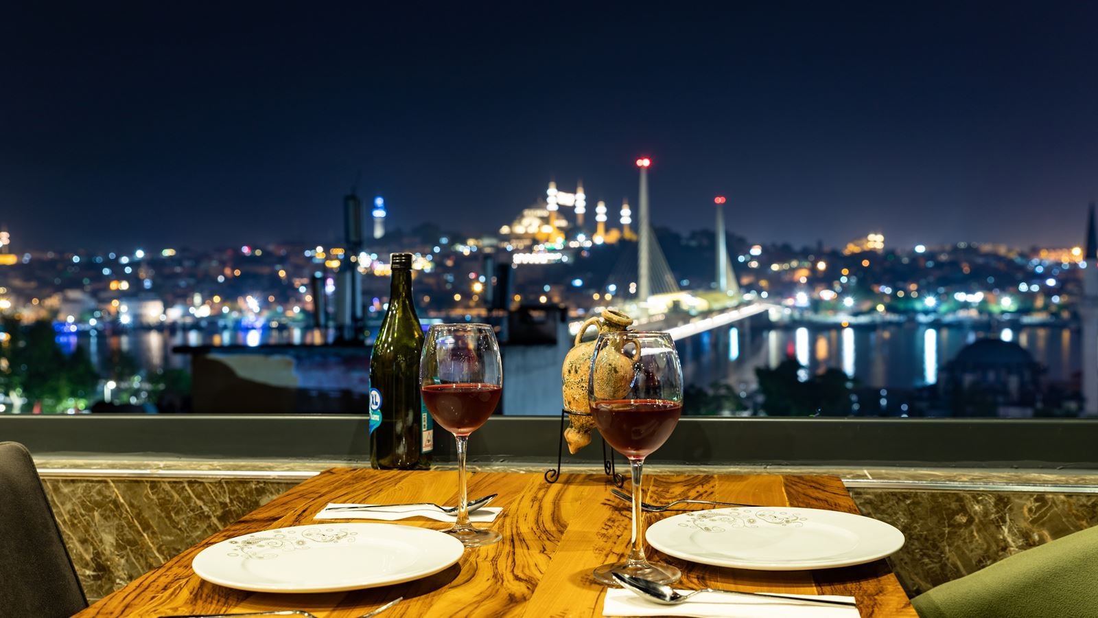 restaurants-restaurants