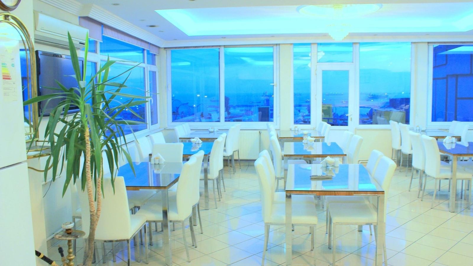 restaurants-restaurants