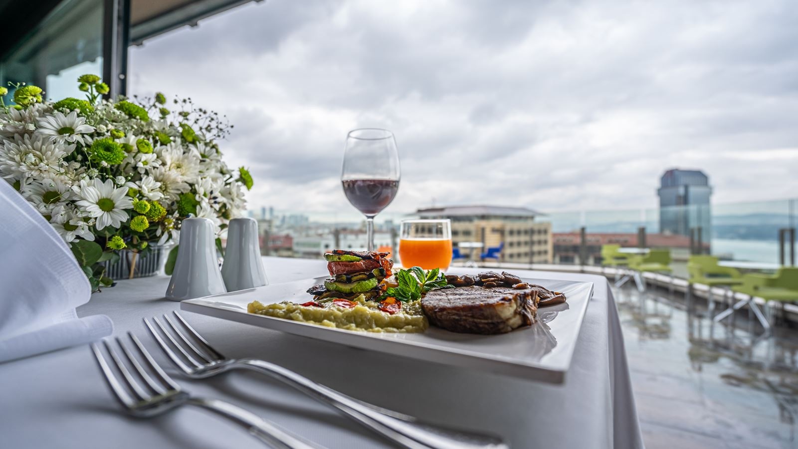 restaurants-restaurants