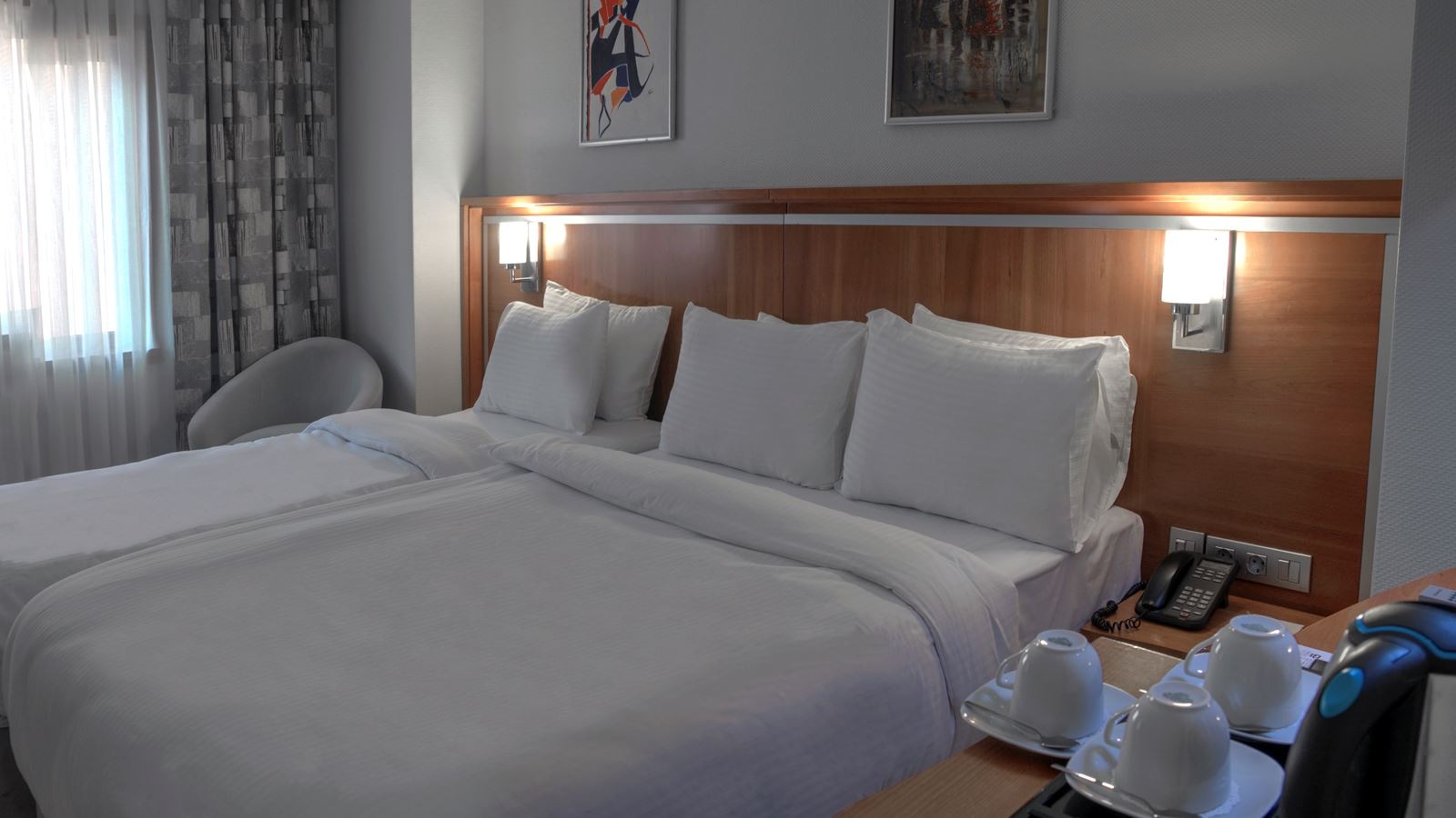 rooms-apartment-with-kitchenette