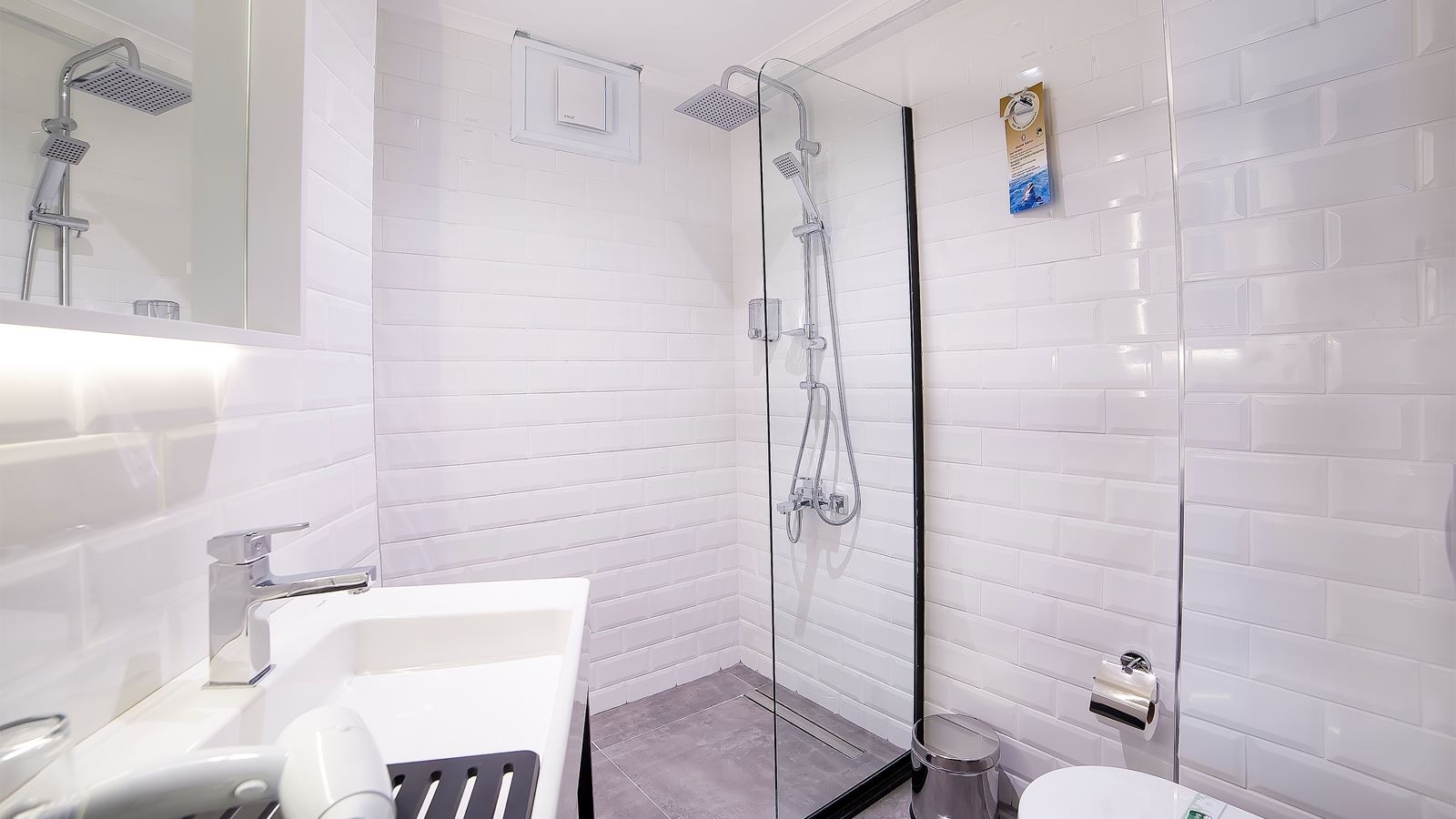 rooms-family-room-standard