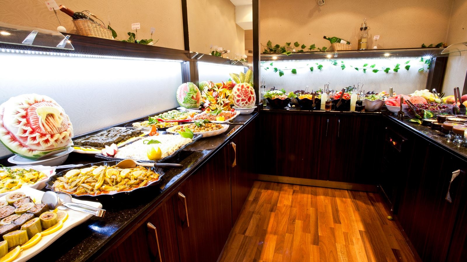 restaurants-restaurants