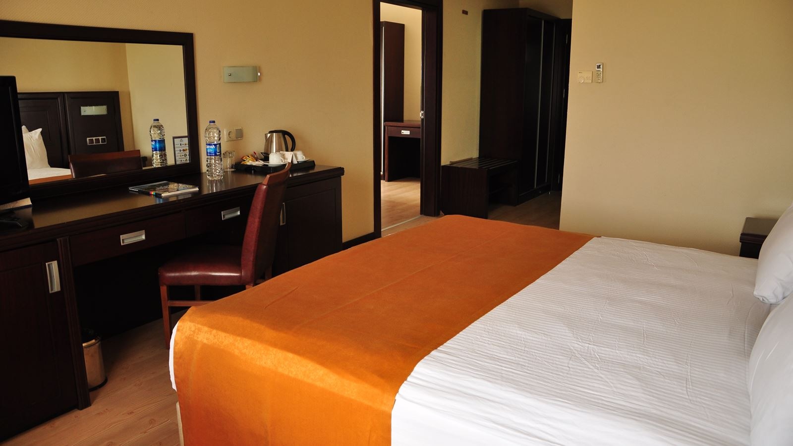 rooms-junior-suite-standard