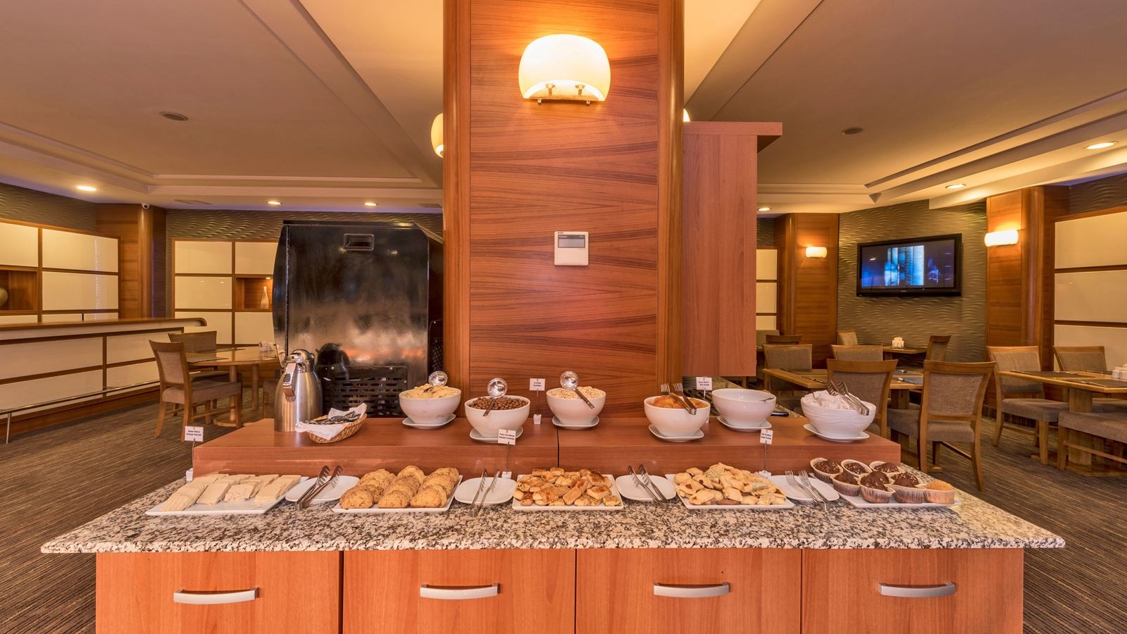 restaurants-restaurants