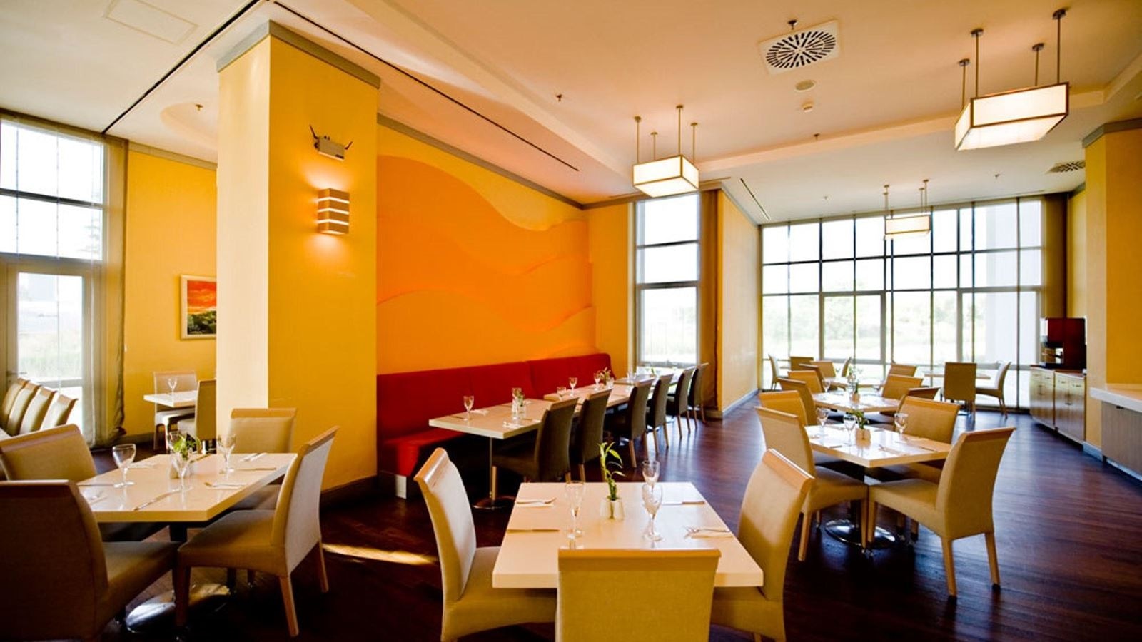 restaurants-restaurants