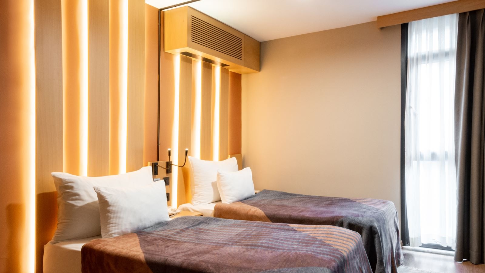 rooms-quadruple-standard