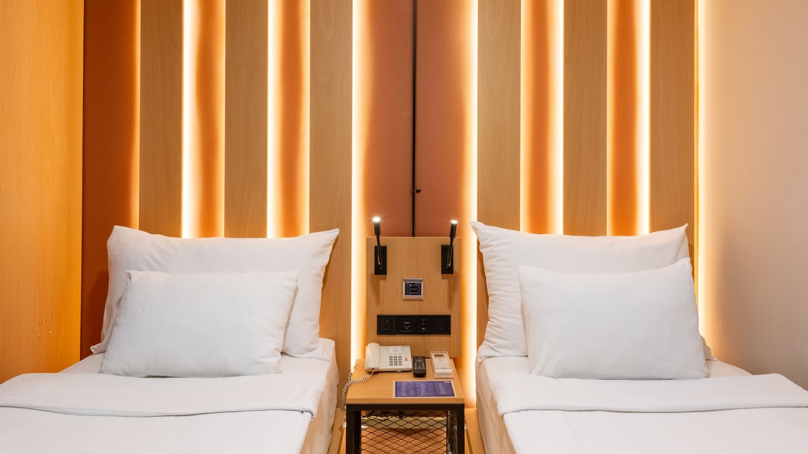 rooms-quadruple-standard