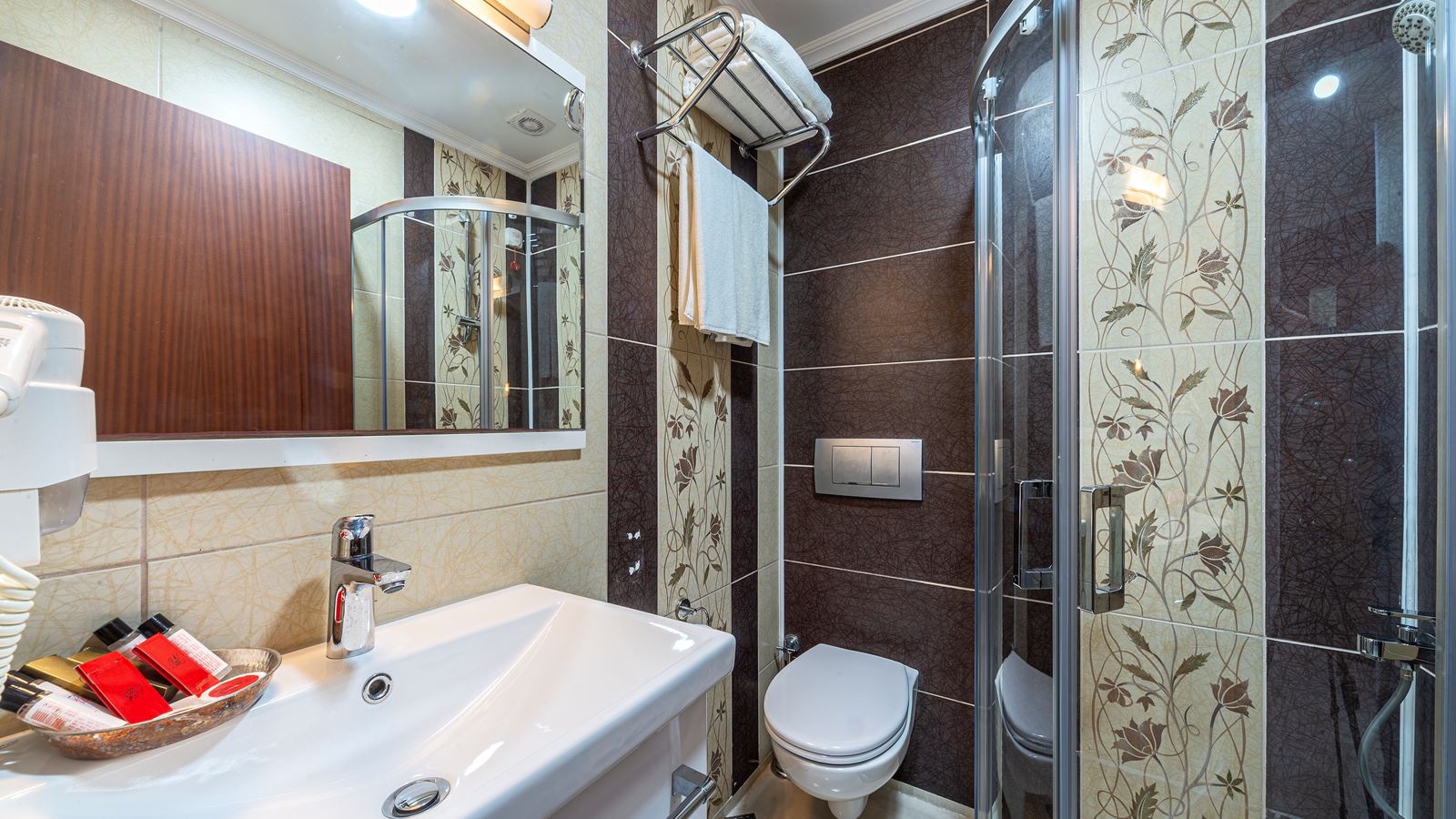 rooms-family-room-standard