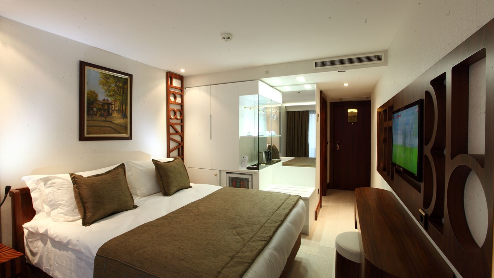 rooms-family-room-standard