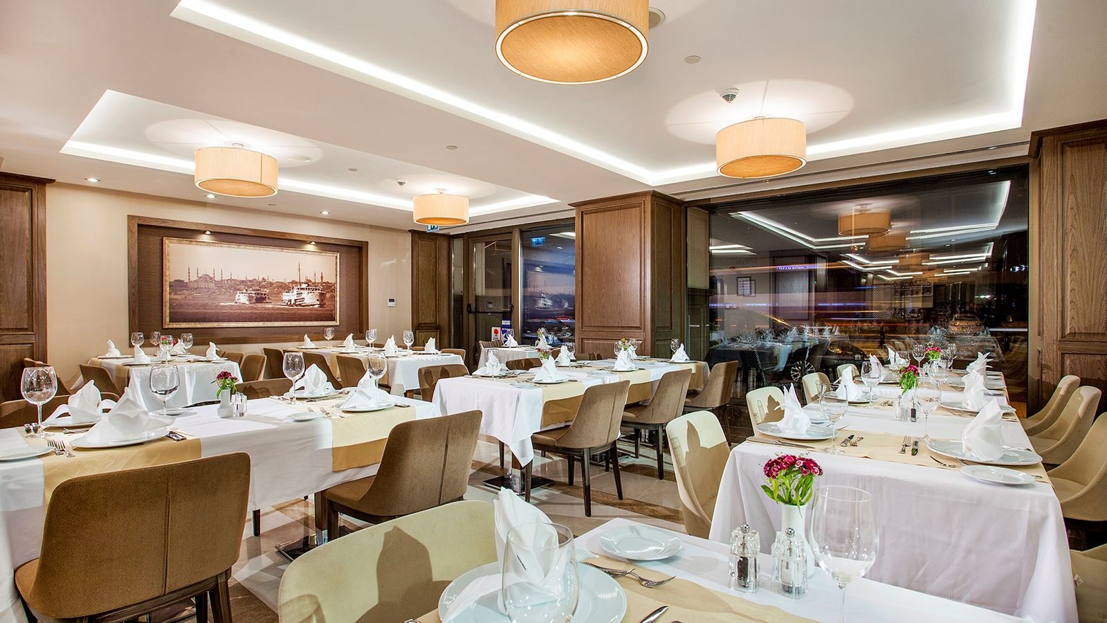 restaurants-restaurants