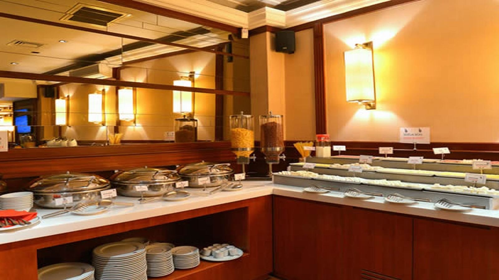 restaurants-restaurants