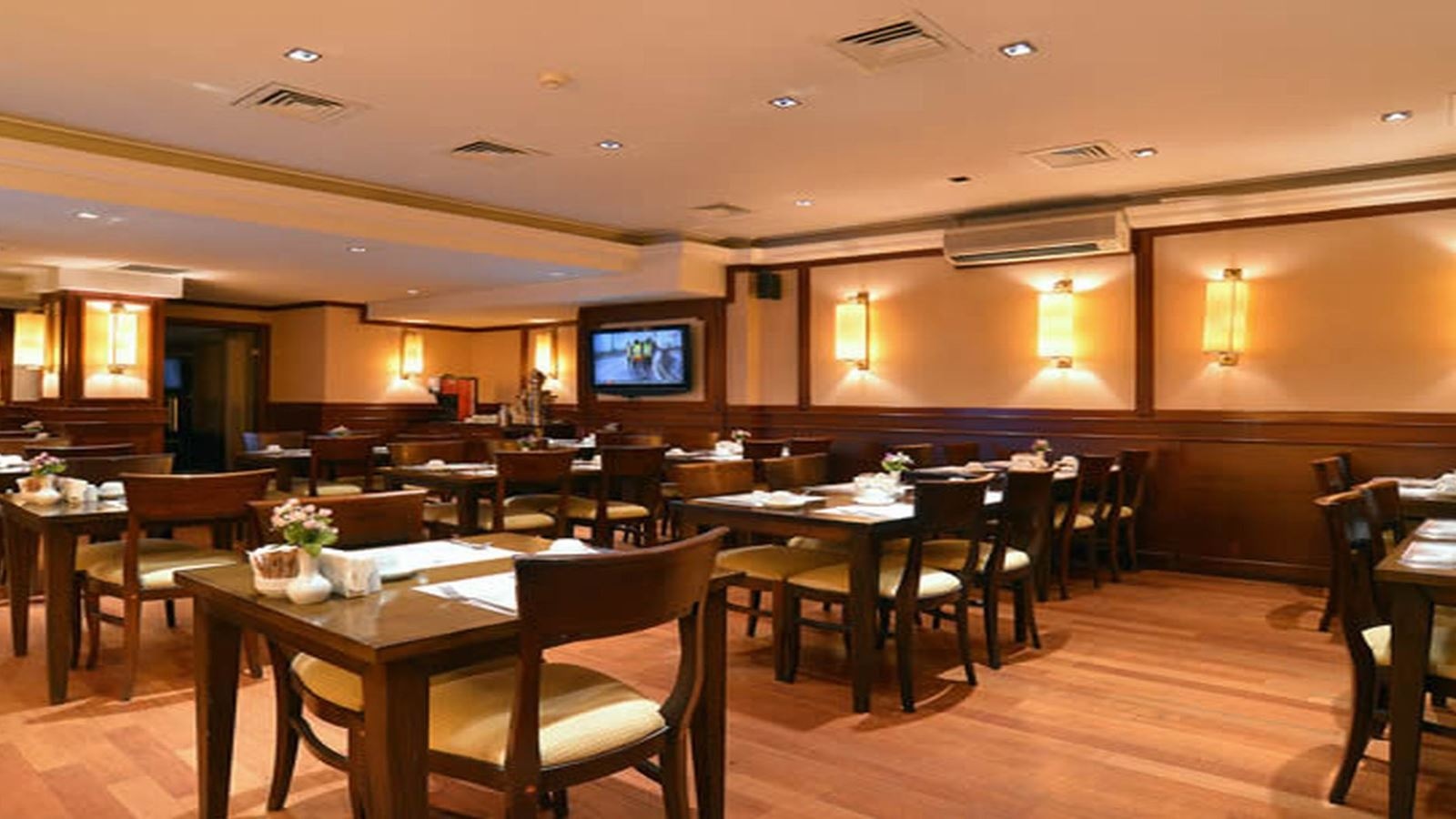 restaurants-restaurants