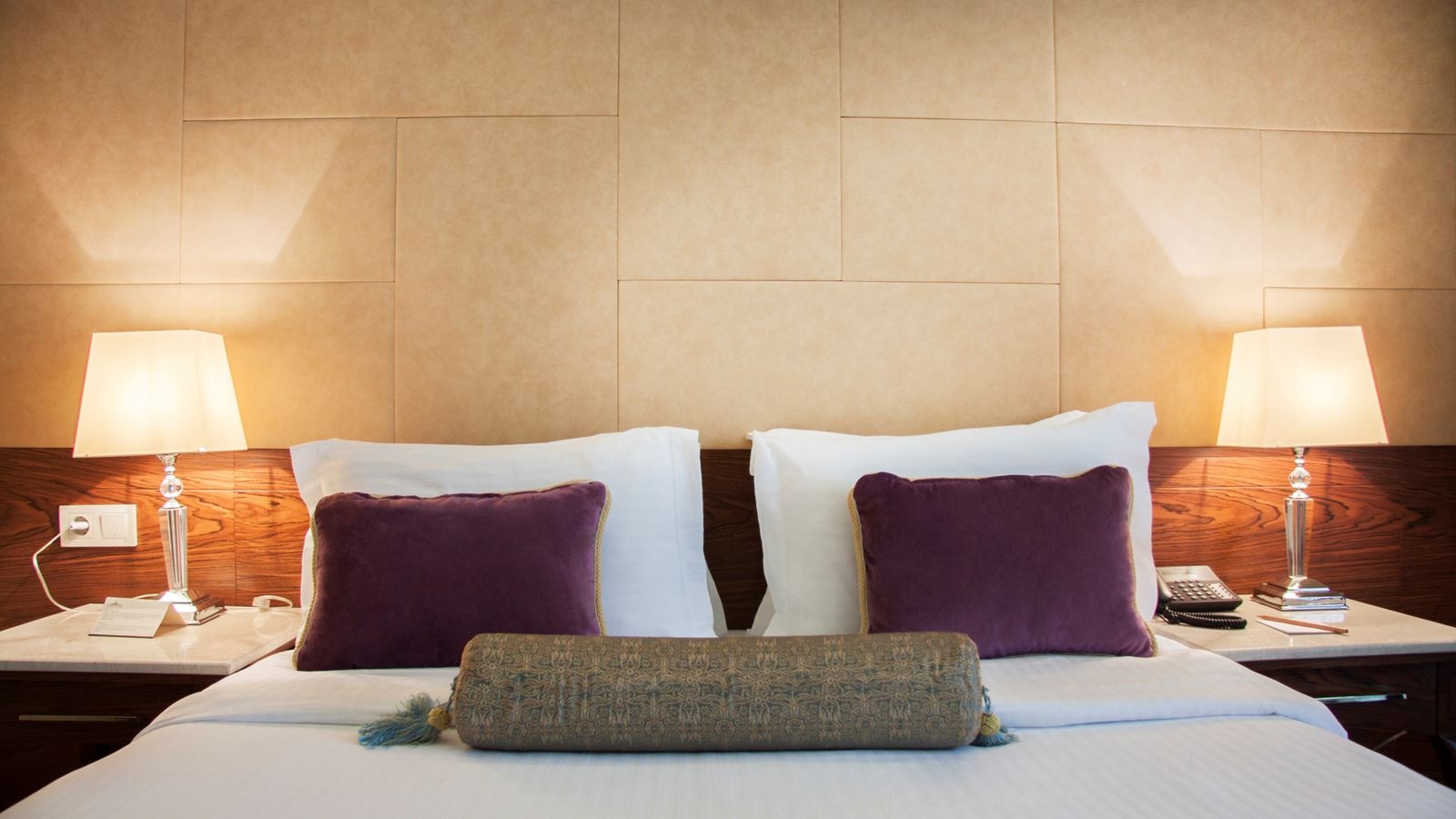 rooms-double-standard