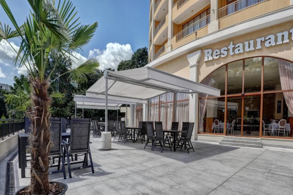 restaurants-restaurants