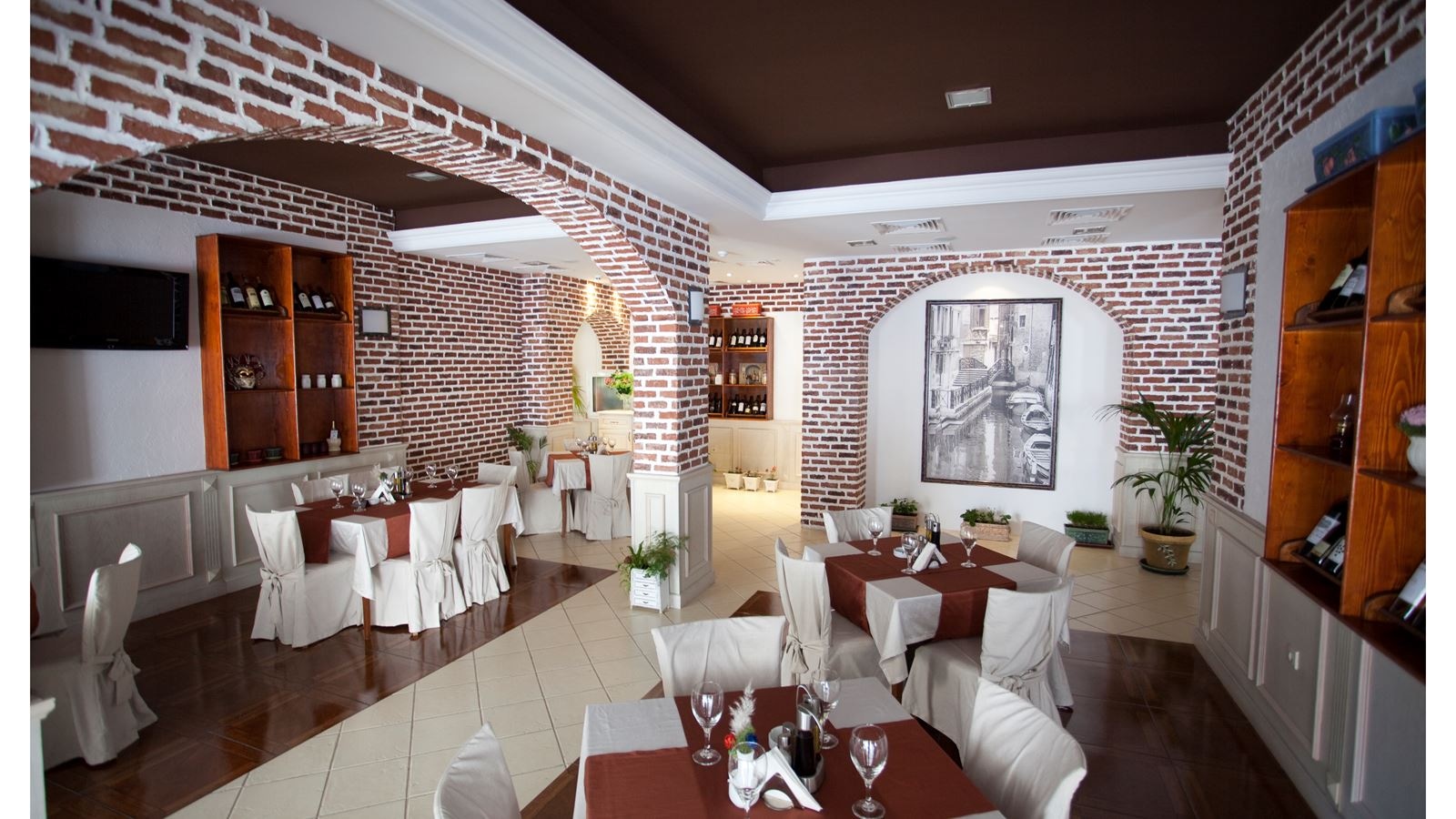 restaurants-restaurants