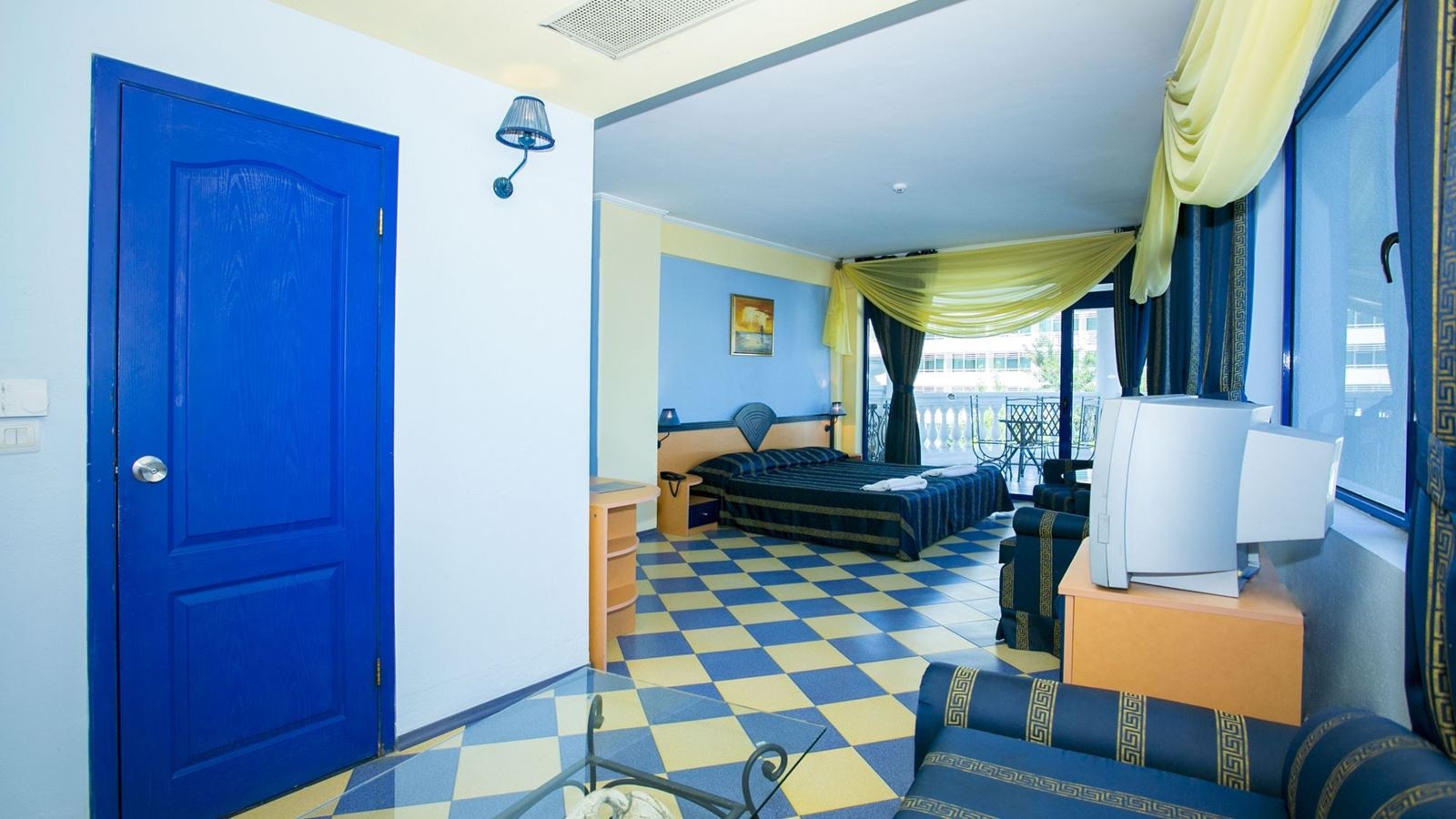 rooms-studio-chaika-park-view