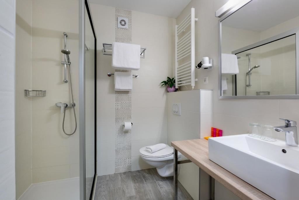 rooms-double-classic-room