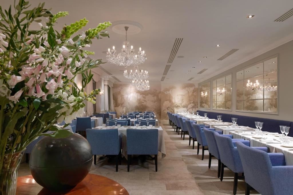 restaurants-restaurants