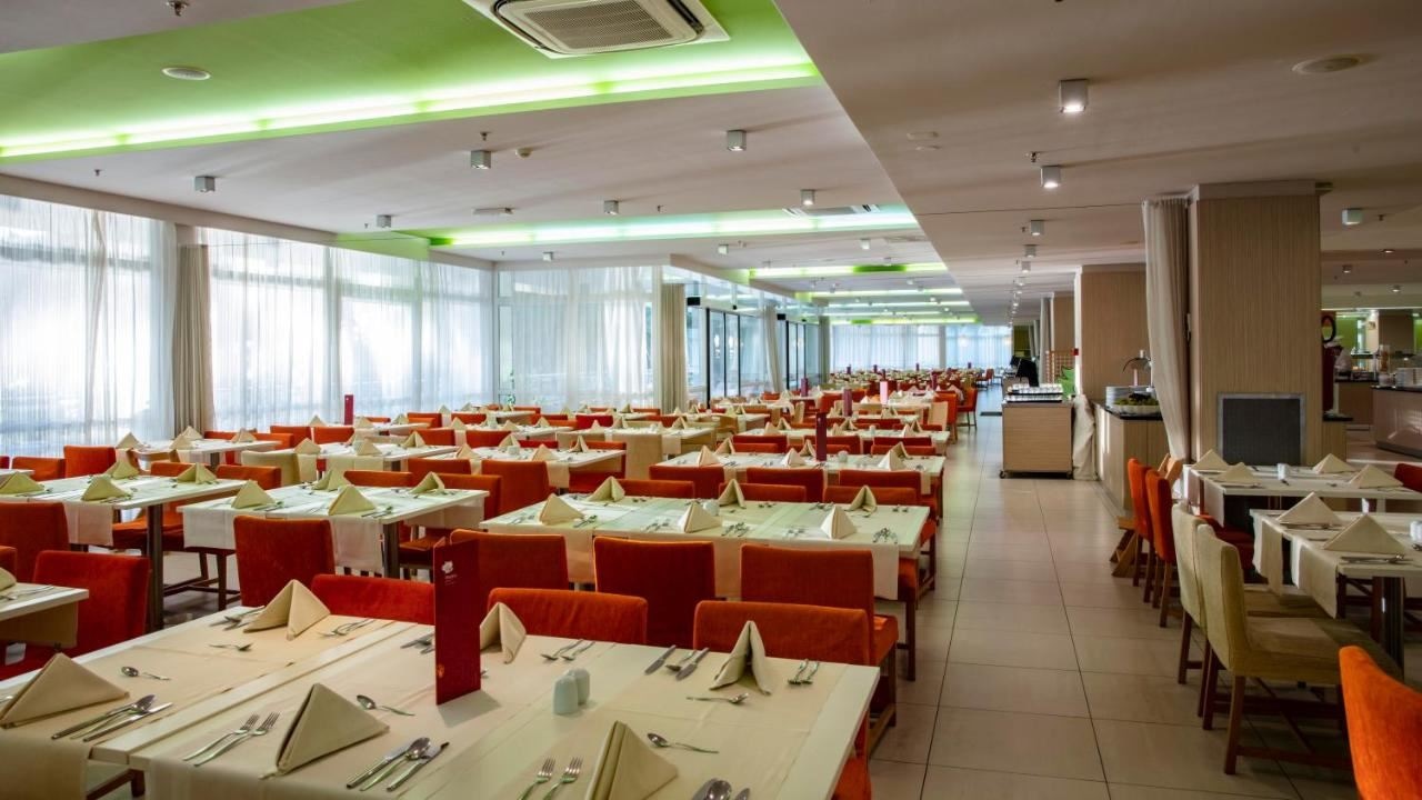 restaurants-main-restaurant