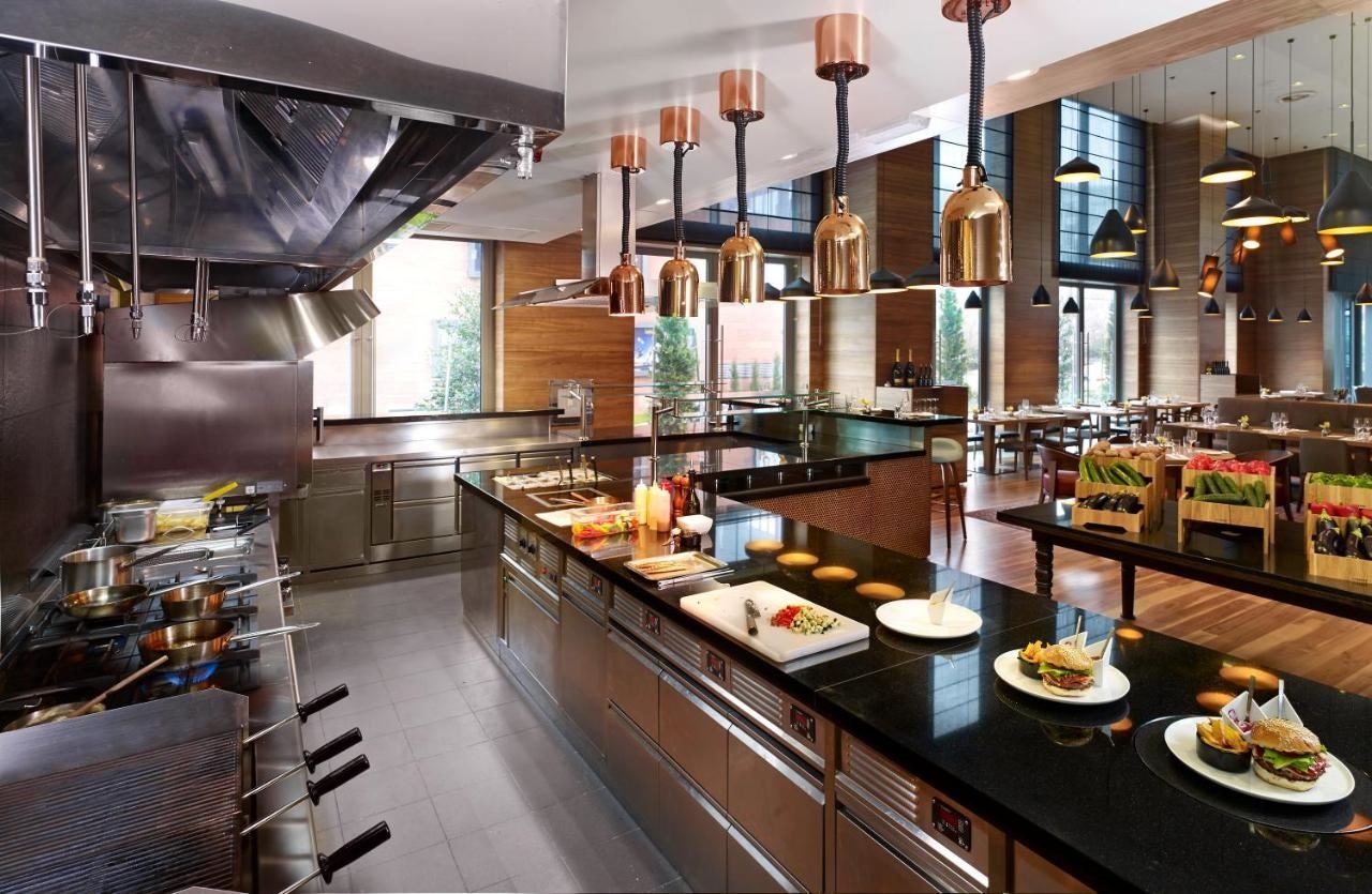 restaurants-restaurants