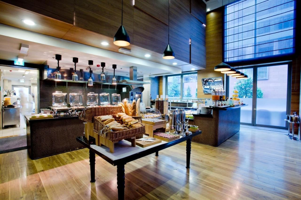 restaurants-restaurants