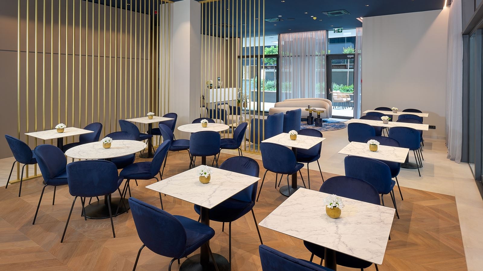 restaurants-restaurants