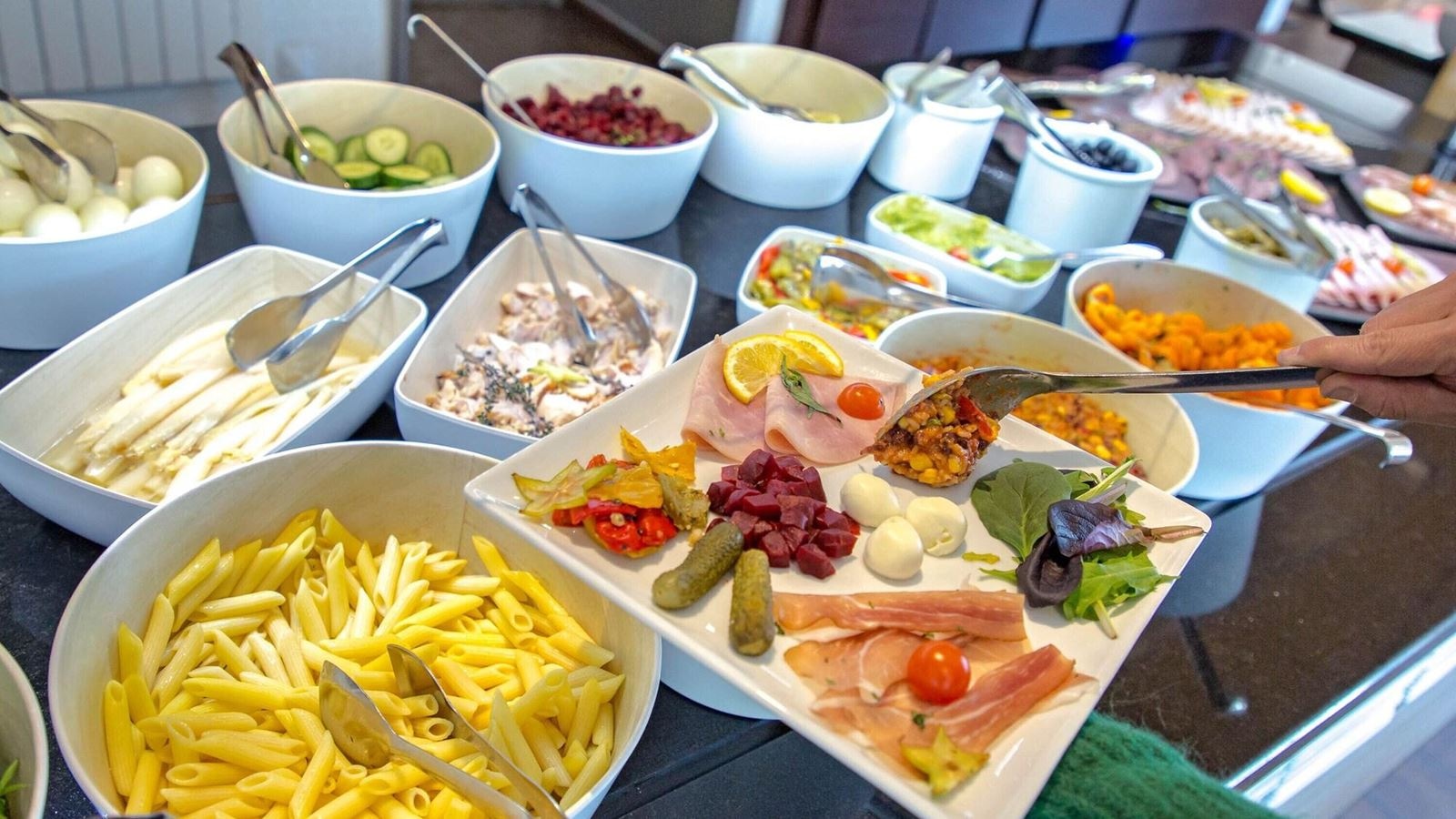 restaurants-restaurants