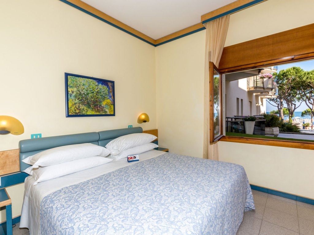 rooms-basic-double-room