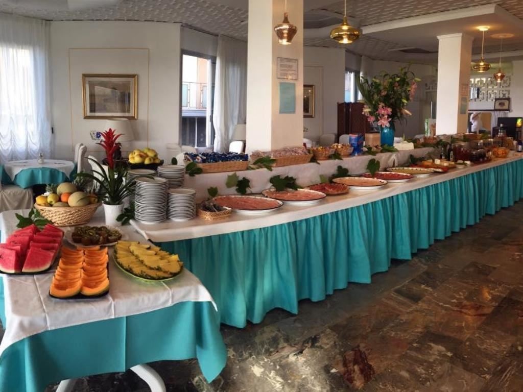 restaurants-restaurant