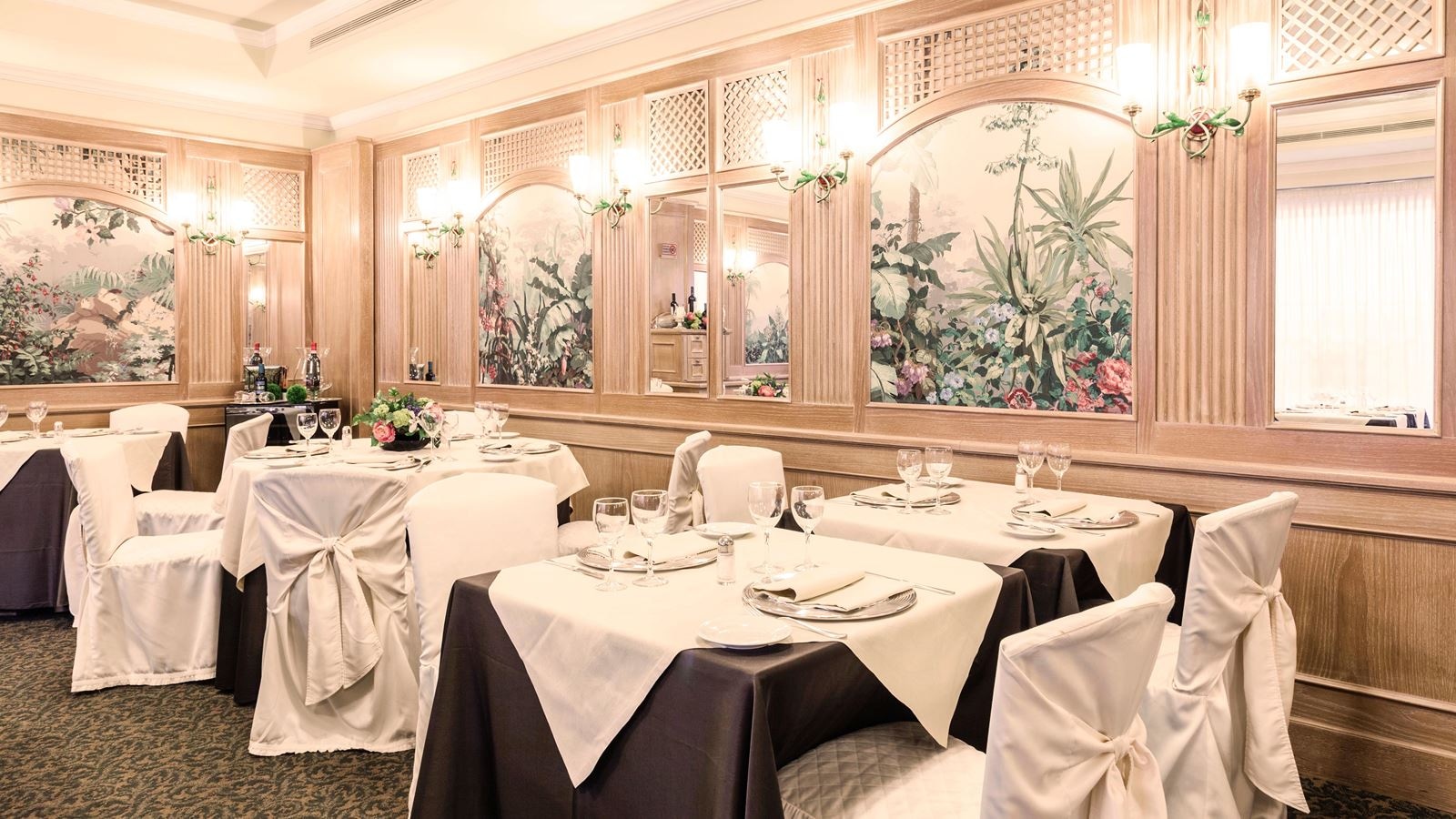 restaurants-restaurants