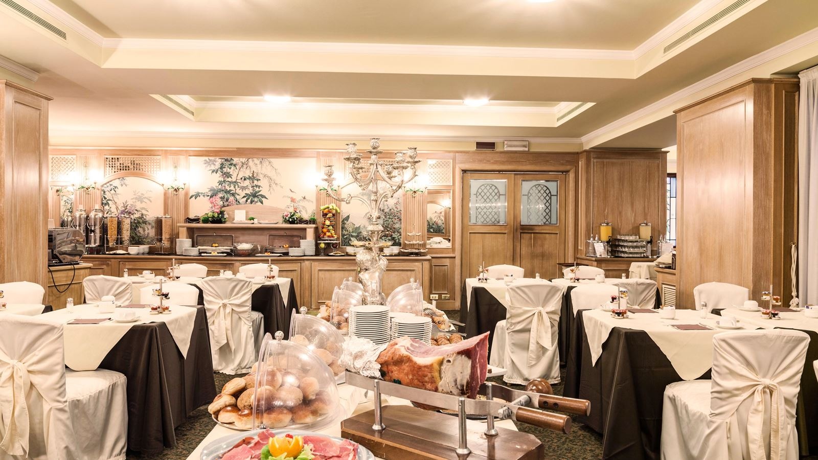 restaurants-restaurants