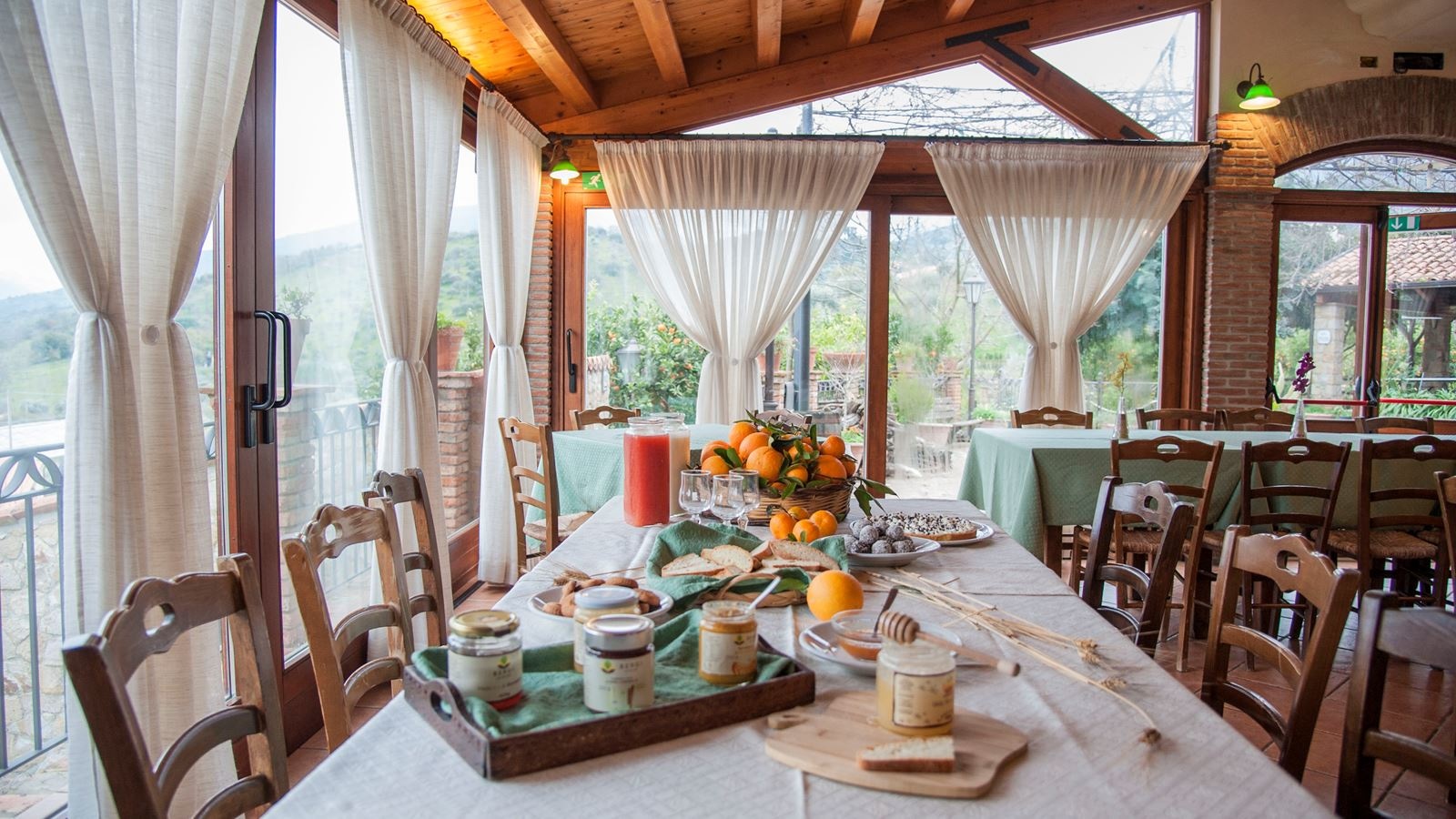 restaurants-restaurants