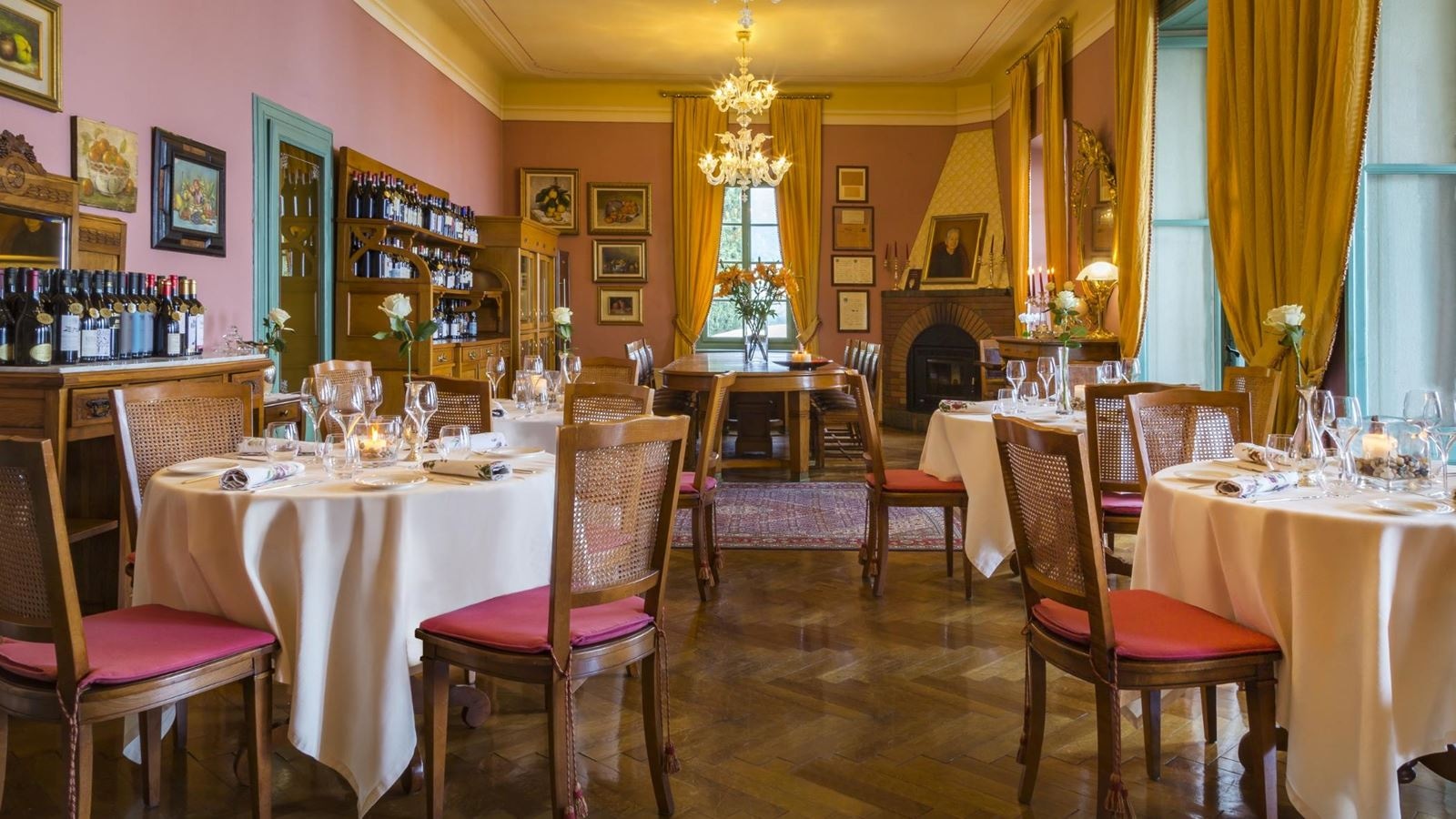 restaurants-restaurants