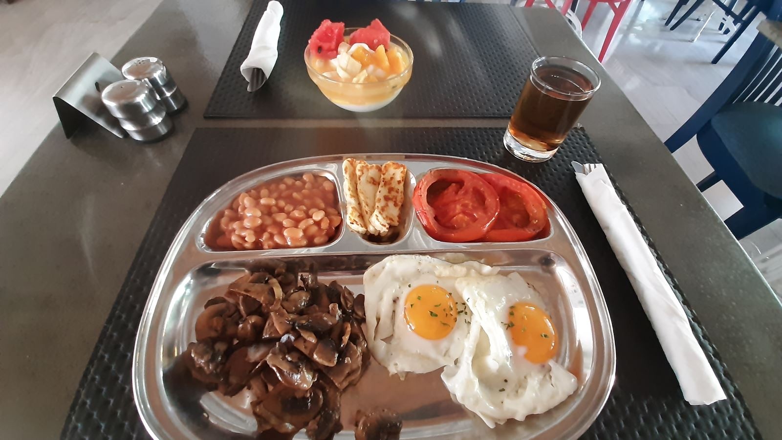 restaurants-restaurants