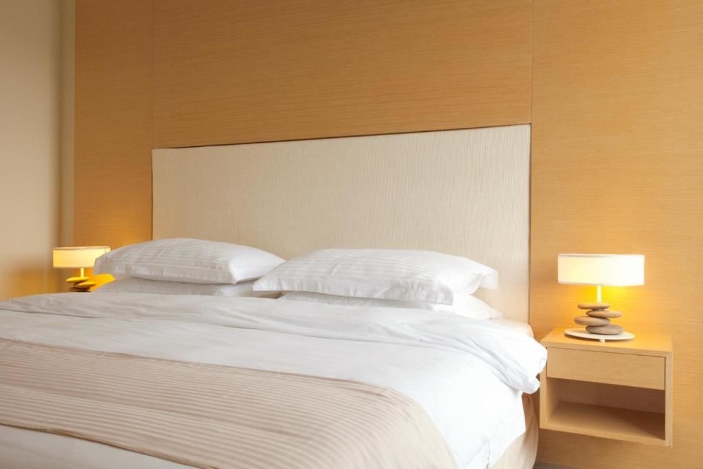 rooms-standard-room-balcony