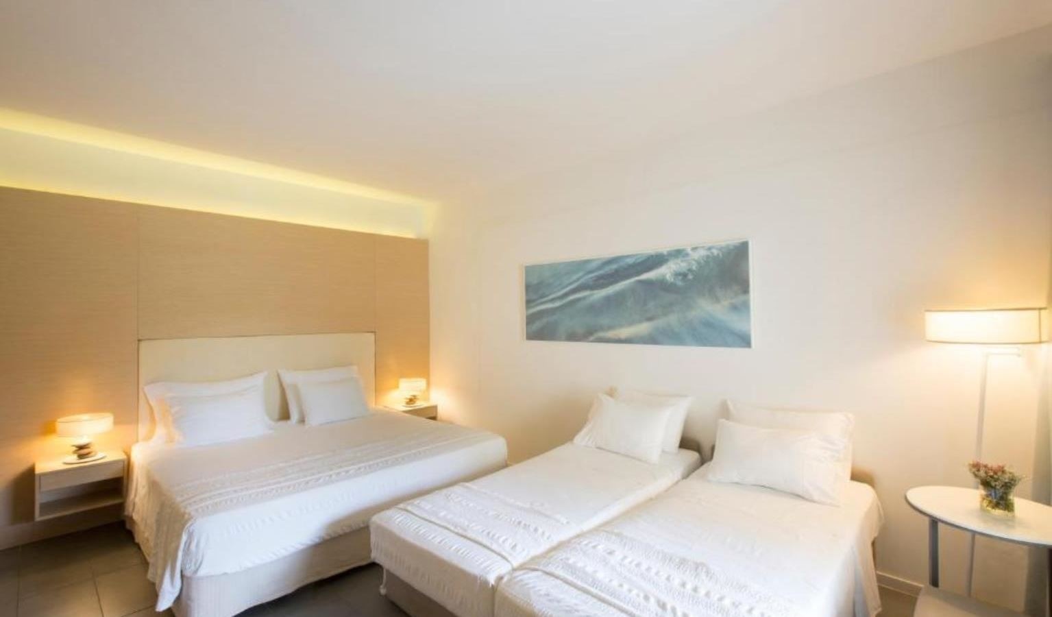 rooms-quad-standard-room-garden-view-balcony-or-terrace